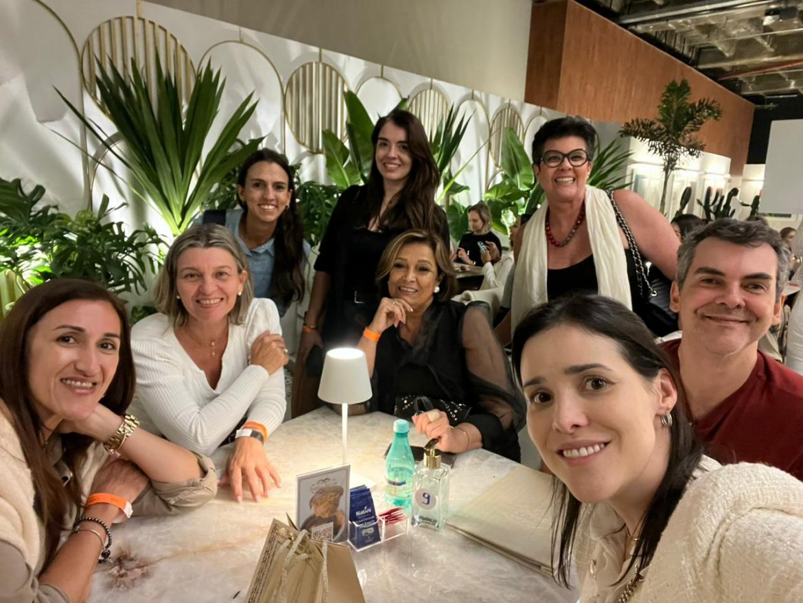 Club design marca presença na casa Cor São Paulo 23